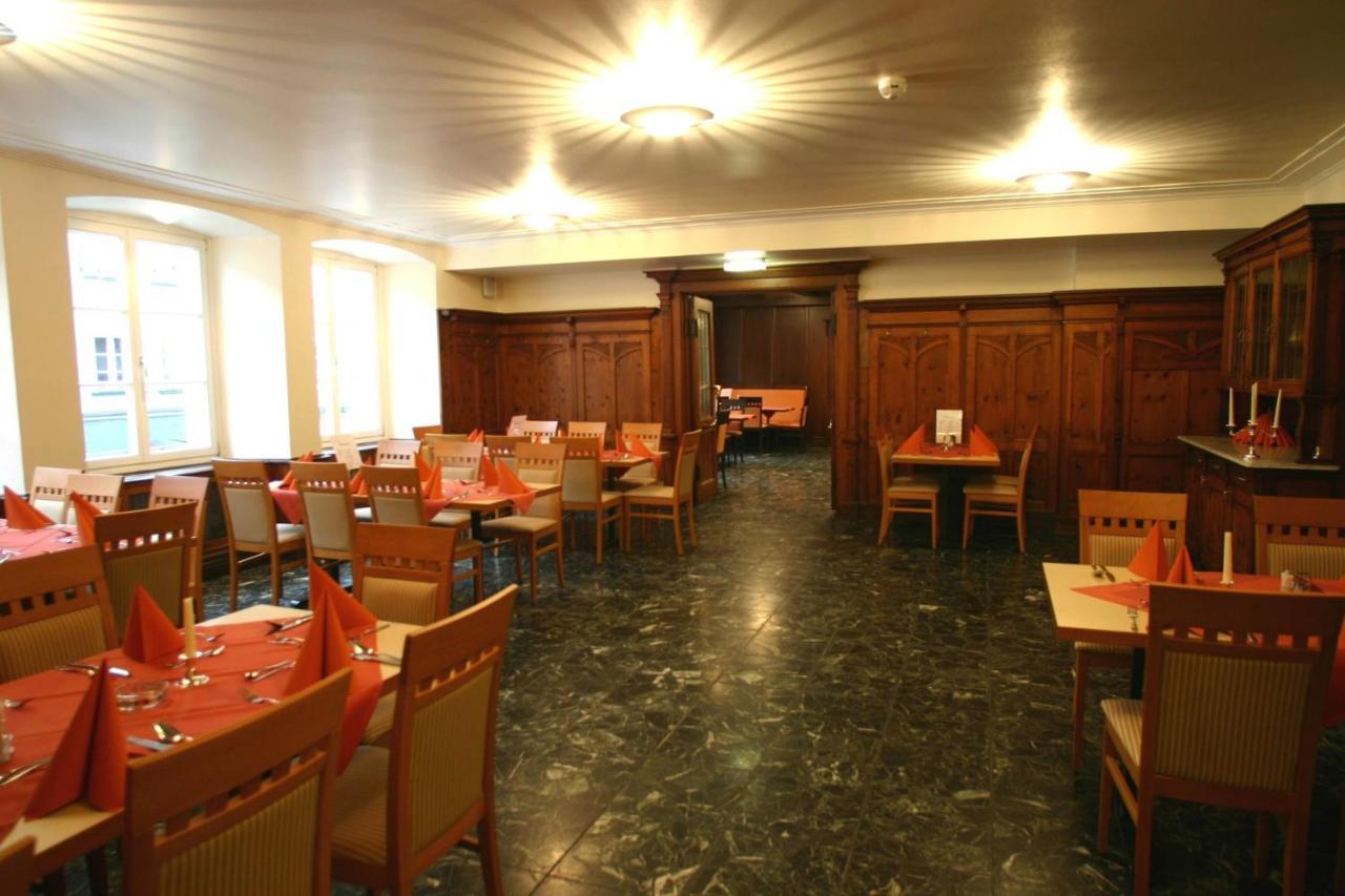 Central Hotel Loewen Φελτκίρχ Εξωτερικό φωτογραφία