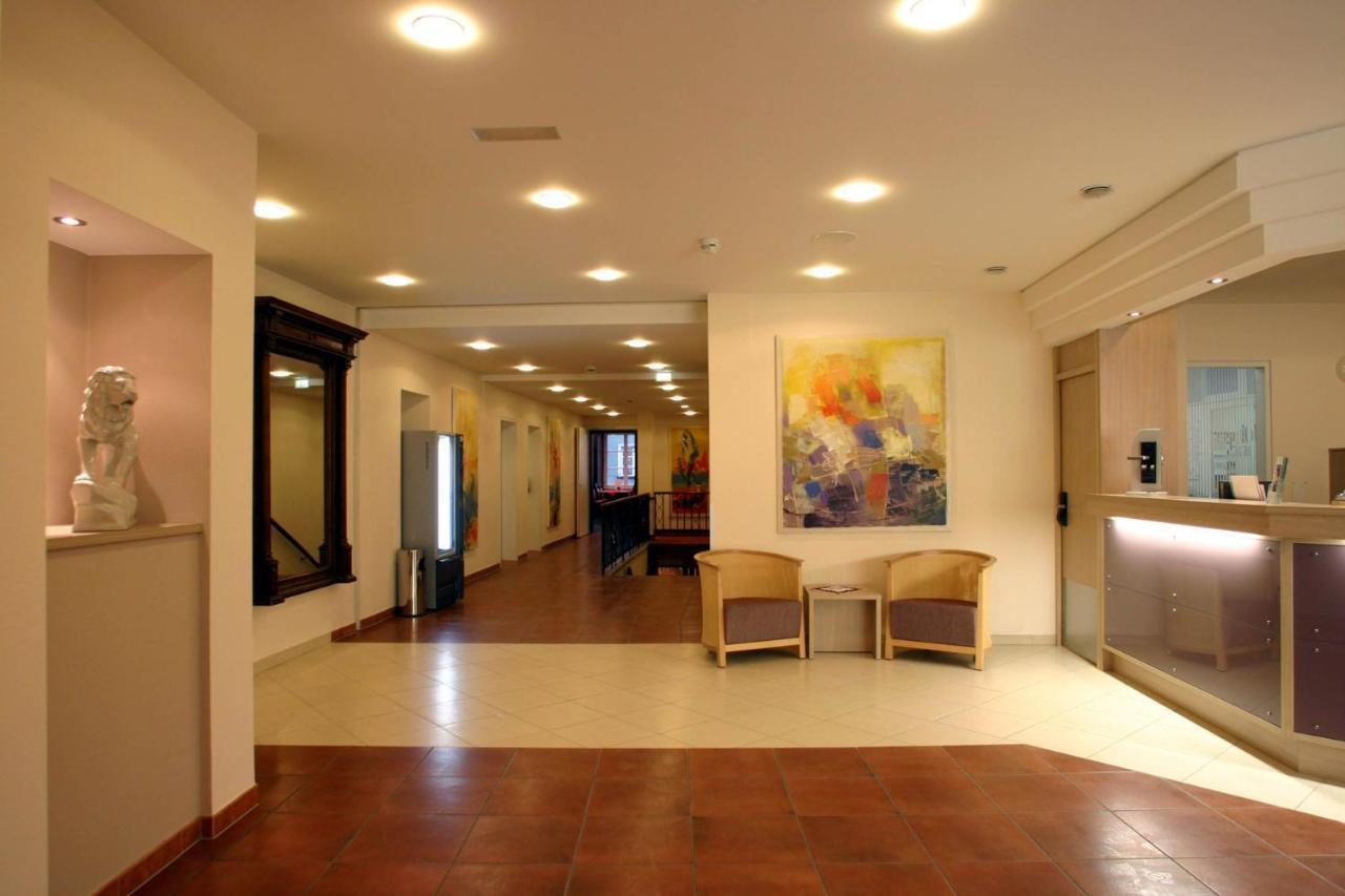 Central Hotel Loewen Φελτκίρχ Εξωτερικό φωτογραφία
